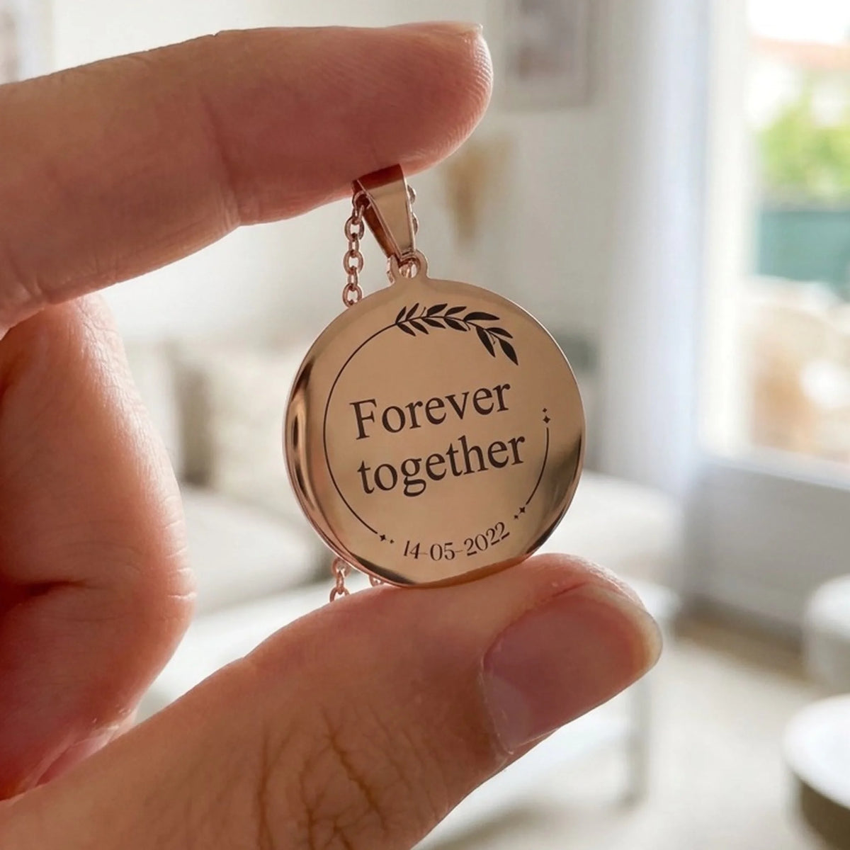 MG_collier_FP_phrase_GP09_or-rose_main